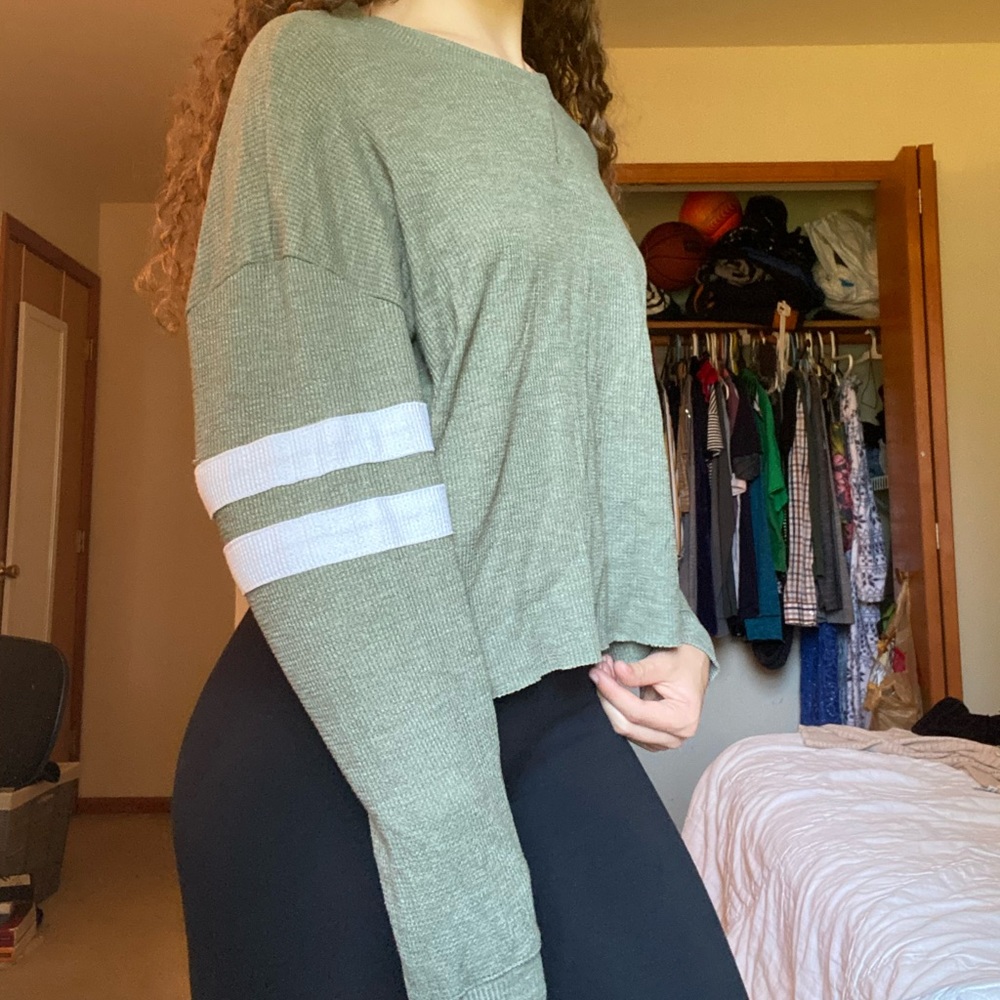 4FOR12 Hollister Sweater